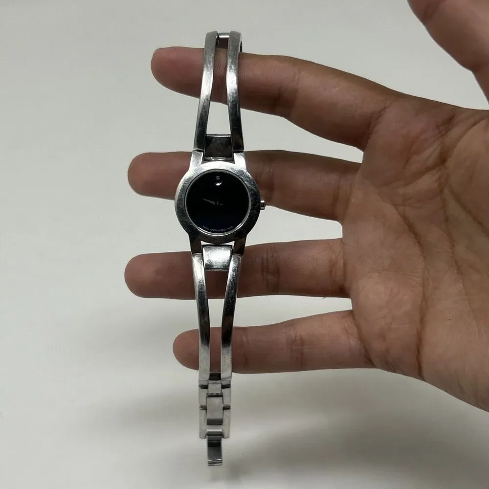 Movado Amorosa Watch 84 E4 1842 Stainless Water Resistant Saphhire Crystal